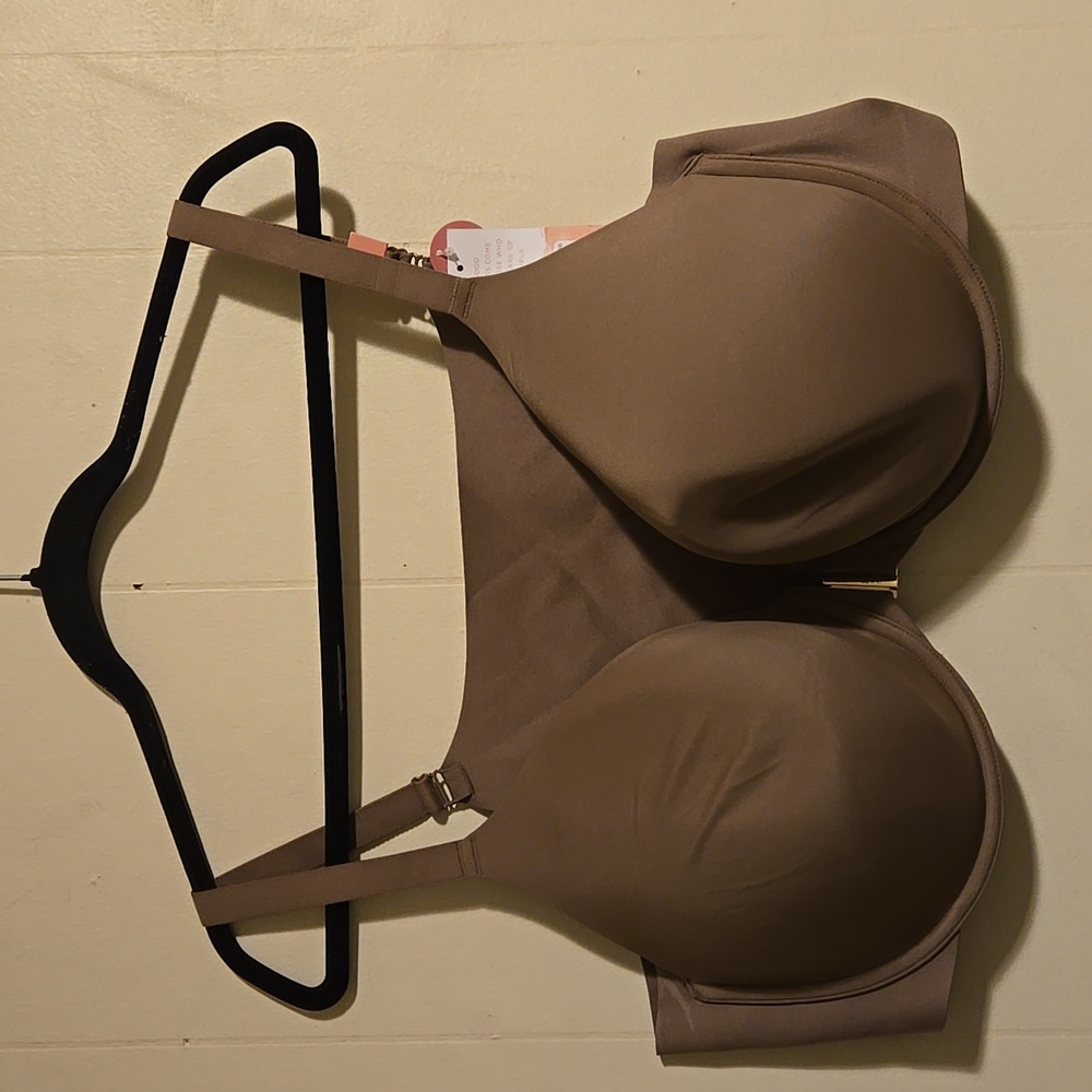 Cacique Totally Smooth Full Coverage Front-Close Bra